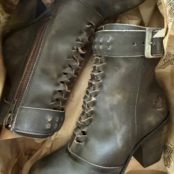 Harley Davidson Women's Leather Boots Size 8.5 M - Picture 3 of 3